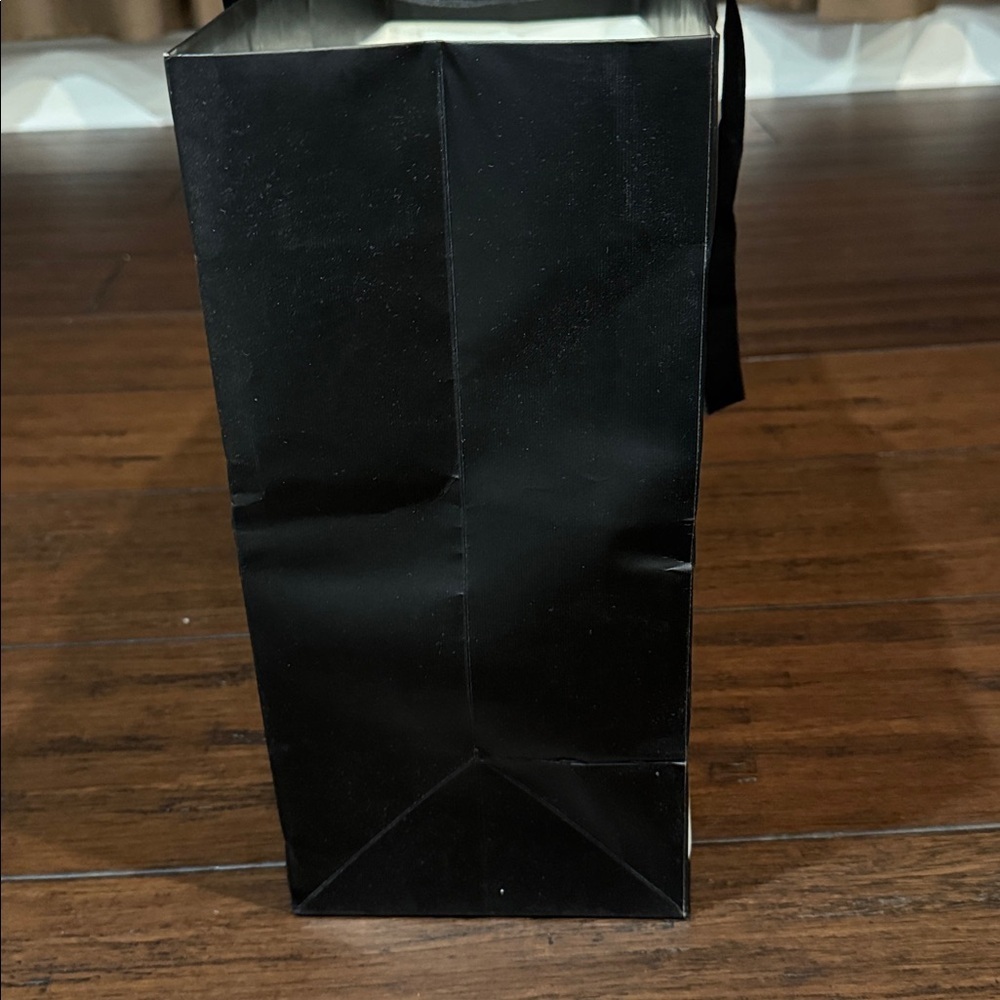 Authentic Gucci Large Shopping Bag - Picture 3 of 7